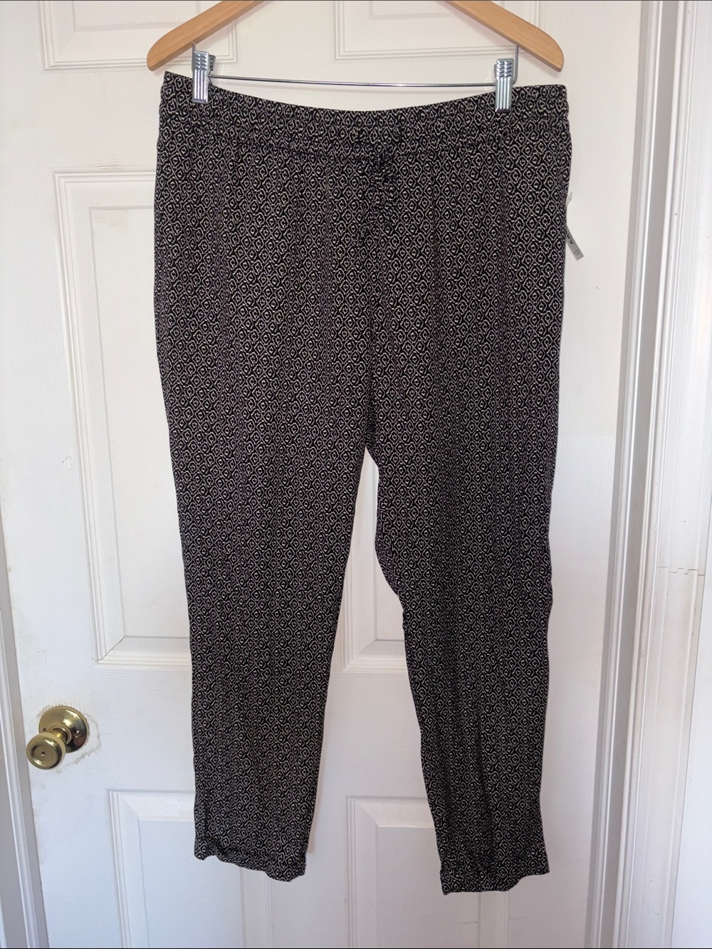 Old Navy Droit Geometric Diamond Pattern Pull-On Pants Size L